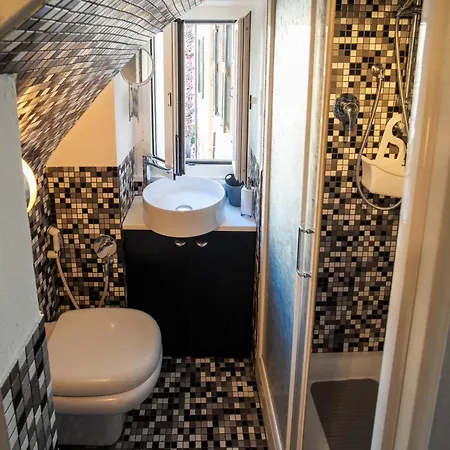 Casamia Gaudio Centro Spiagge San Remo